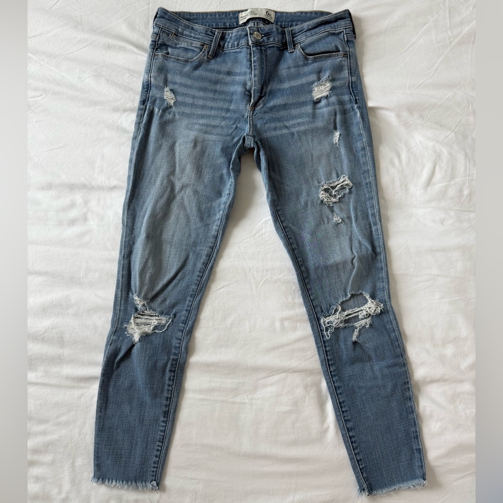 Abercrombie & Fitch Ankle Jean Light Blue Distressed Skinny Size 6R